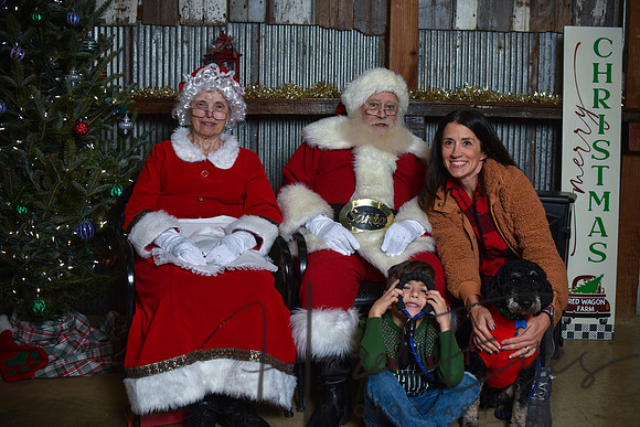 2023 Santa Pics at the Farm 12102023 -22
