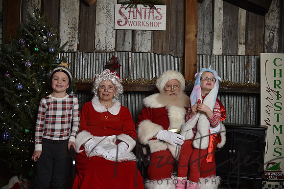 2023 Santa Pics at the Farm 12102023 -26