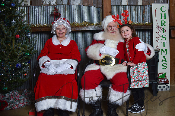 2023 Santa Pics at the Farm 12102023 -73
