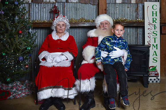 2023 Santa Pics at the Farm 12102023 -110