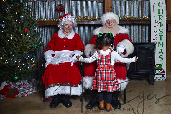 2023 Santa Pics at the Farm 12102023 -112