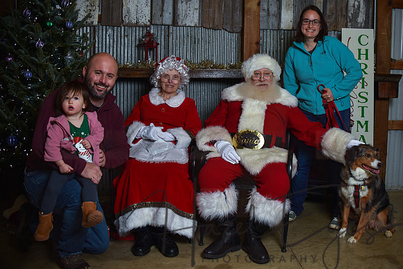 2023 Santa Pics at the Farm 12102023 -129