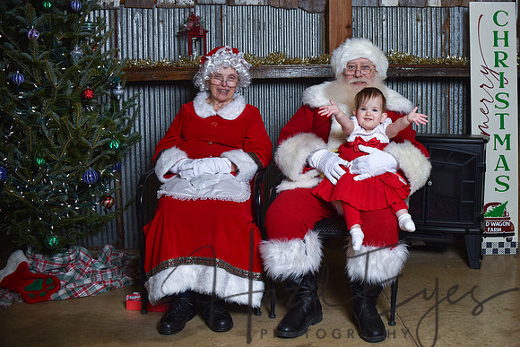 2023 Santa Pics at the Farm 12102023 -134