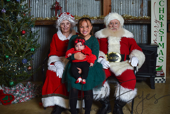 2023 Santa Pics at the Farm 12102023 -142
