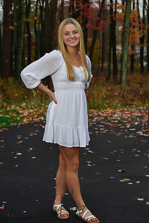 2024 SENIOR Riley Egli 10302023-7
