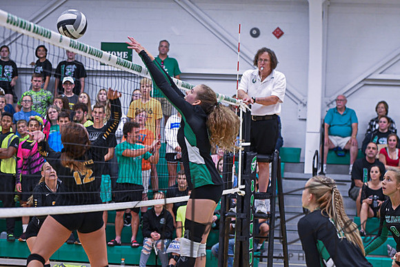 2019 Volleyball vs Black River-104