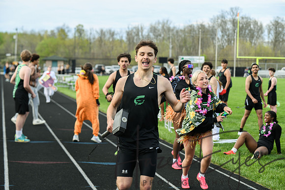 2025 Track Tri Meet Senior Night Relay-115