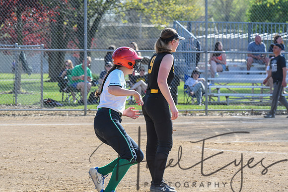 2022 SOFTBALL Varsity vs Blk River 05102022-72