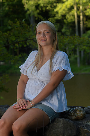 2026 SENIOR Madelyn Egli-16
