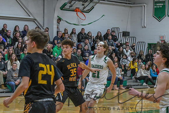 2021-2022 Basketball Boys Varsity vs Black River 01212022-123
