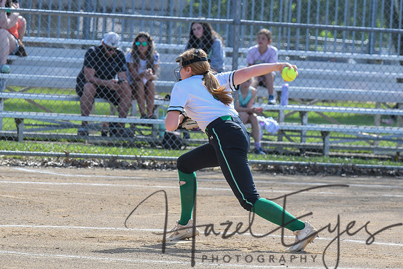 2022 SOFTBALL Varsity vs Blk River 05102022-11