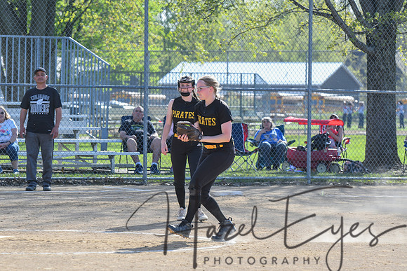 2022 SOFTBALL Varsity vs Blk River 05102022-71