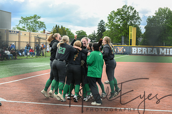 2025 SOFTBALL Districts vs Independence05232025-208