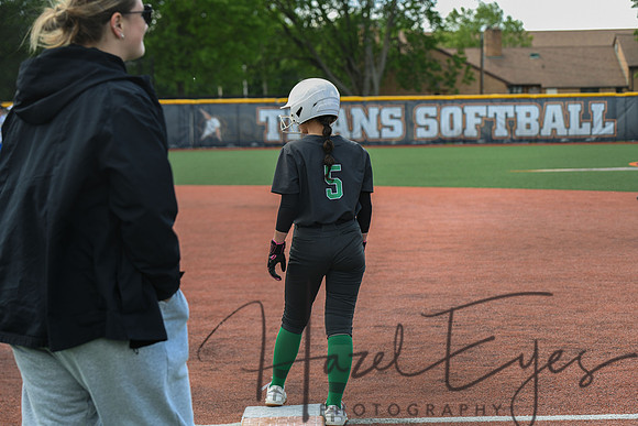 2025 SOFTBALL Districts vs Independence05232025-113