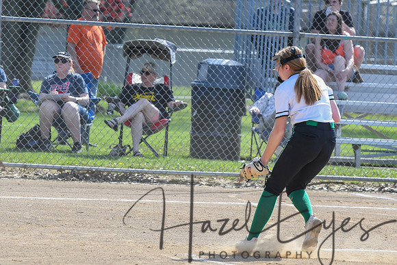 2022 SOFTBALL Varsity vs Blk River 05102022-9