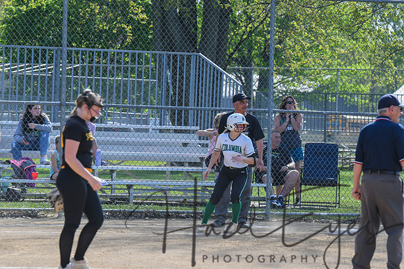 2022 SOFTBALL Varsity vs Blk River 05102022-37