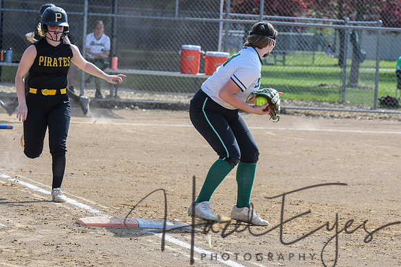 2022 SOFTBALL Varsity vs Blk River 05102022-22