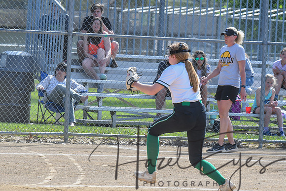 2022 SOFTBALL Varsity vs Blk River 05102022-3