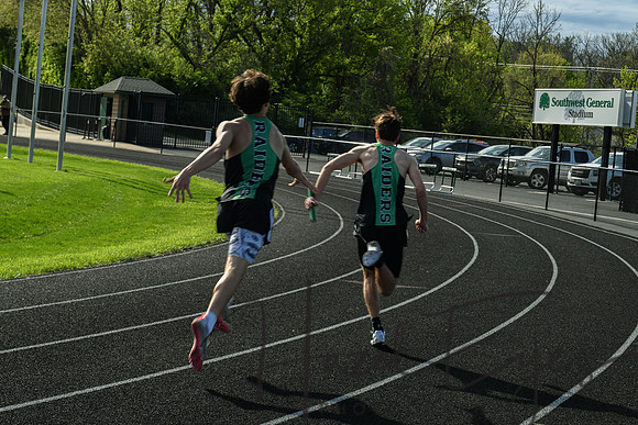 2025 Track Tri Meet Oberlin Blk River-31