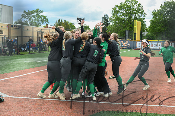 2025 SOFTBALL Districts vs Independence05232025-215