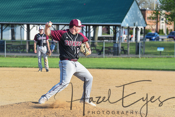 2022 BASEBALL Varsity vs Wellington 05122022-109